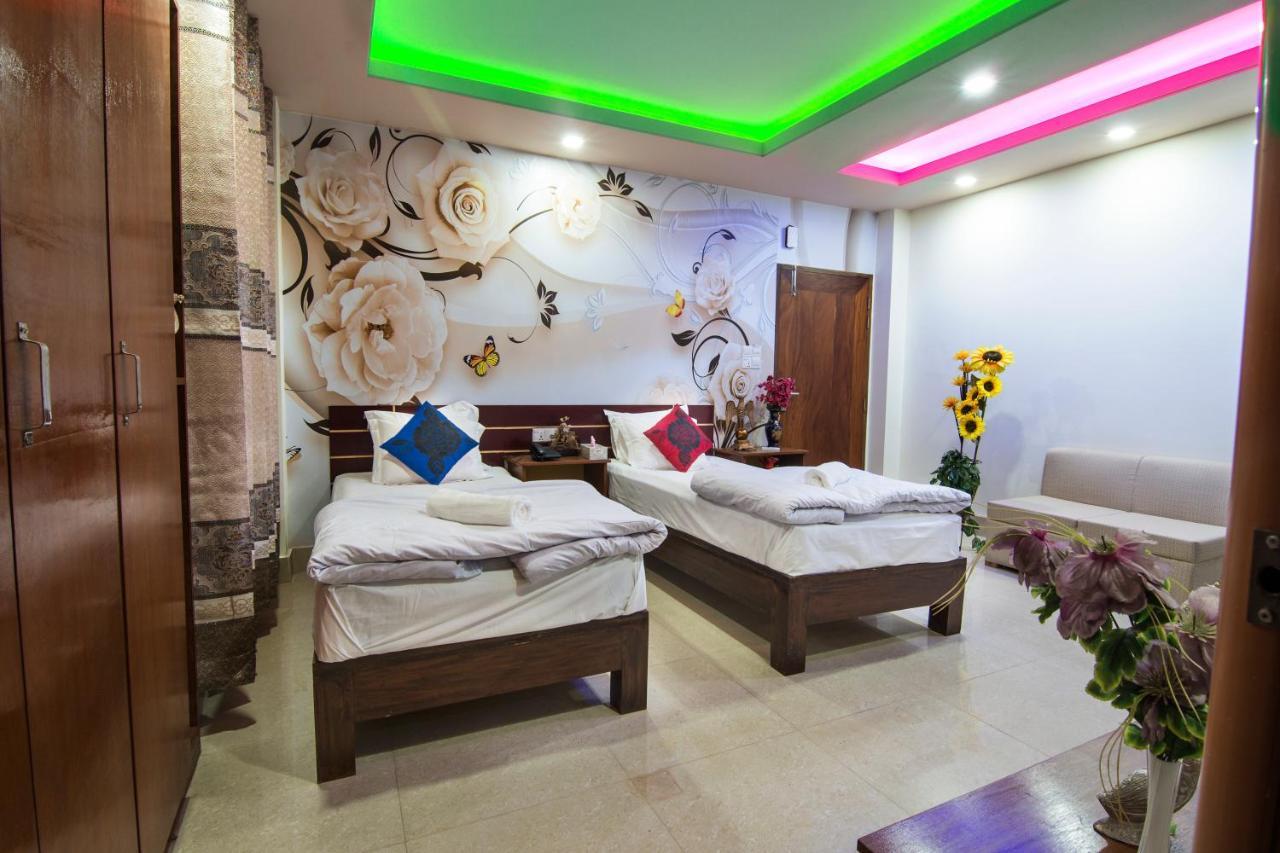 Hotel Pushpo Bilash Khulna Buitenkant foto