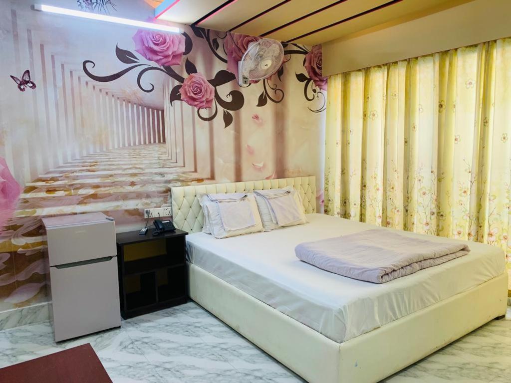 Hotel Pushpo Bilash Khulna Buitenkant foto
